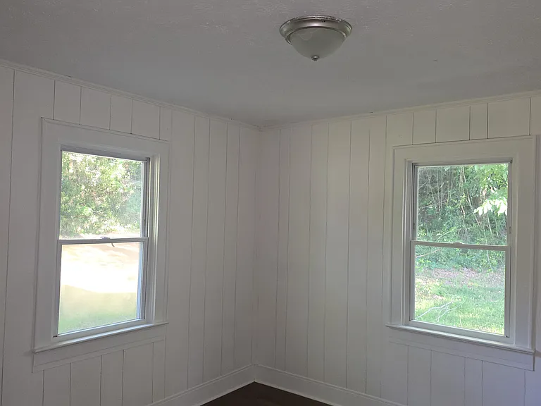 217 Sunset Ave — Photo 15
