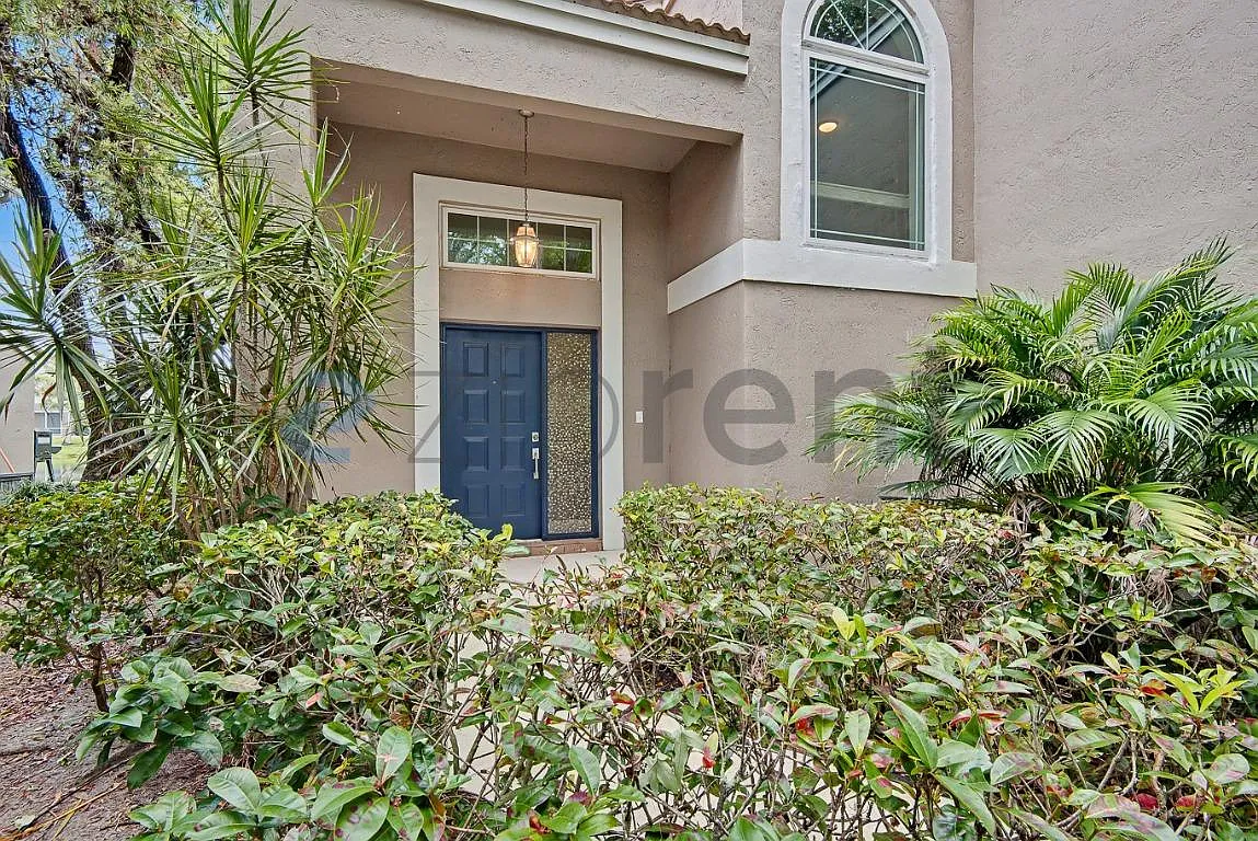 4 bed, 2505 sqft, $3,899 — Photo 3