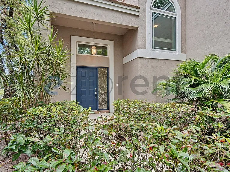 10271 NW 10th Ct — Photo 3