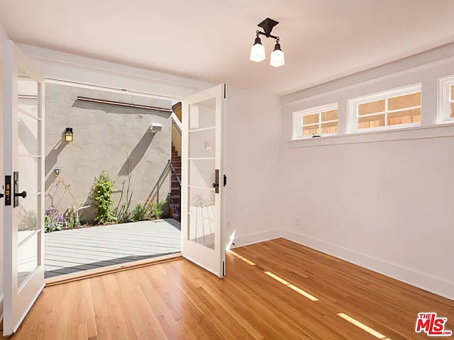 44 Dudley Ave — Photo 7
