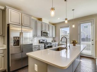 42015 Berkley Hill Ter, Aldie, VA 20105