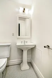 Rented by Akelius Real Estate Management