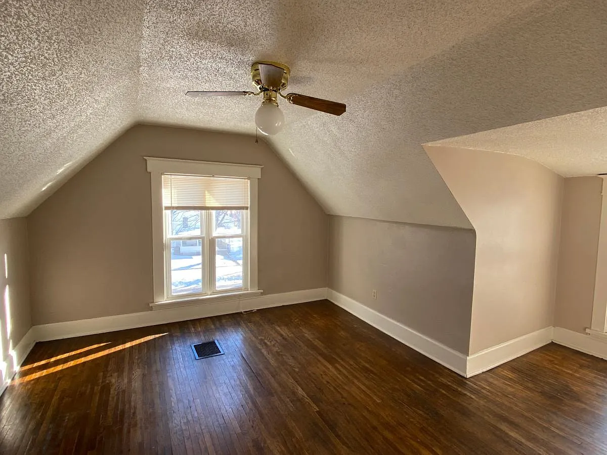 Building Photo - 815 Burnett Ave #301