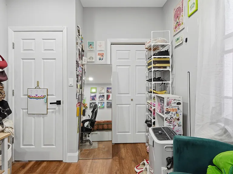 17 Troy St #2 — Photo 24