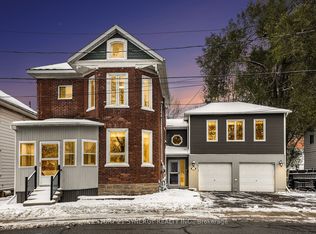 13 Lombard St, Smiths Falls, ON K7A 4E8