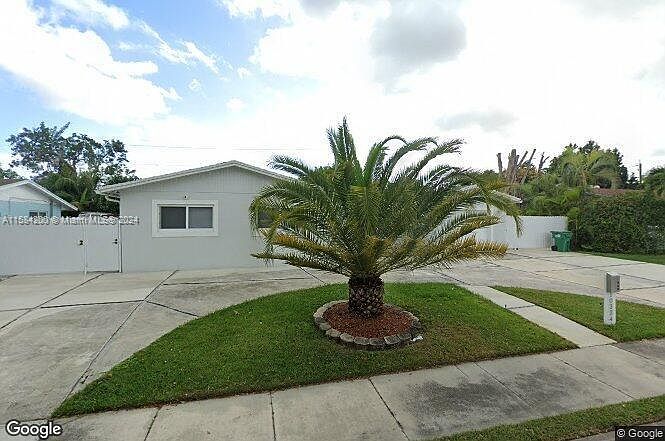 1st image of 10334 Fairway Heights Blvd