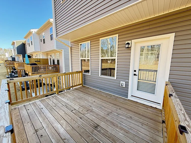 1362 Chowan Ave — Photo 37