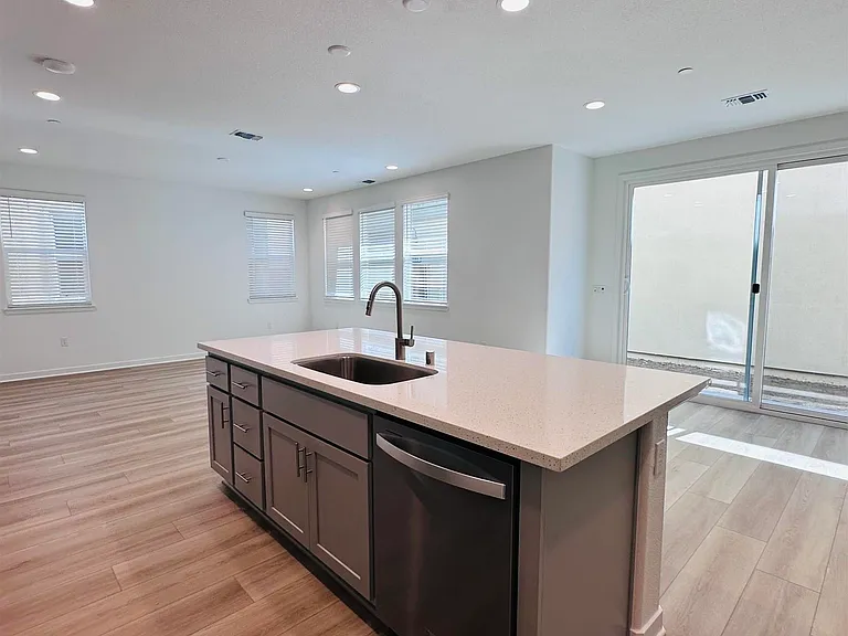 2590 Garden Farms Ave #2490 — Photo 4