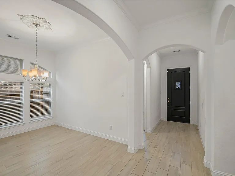23540 Red Juniper Ln — Photo 3