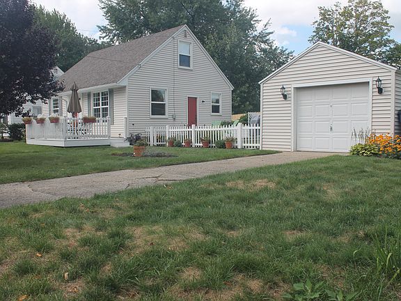 2nd image of 1233 Griswold St SE