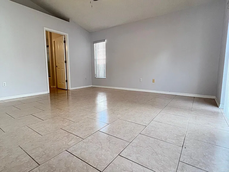 13709 Staghorn Rd — Photo 15