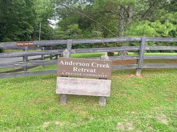 6 Spring Camp Rd, Ellijay, GA 30536