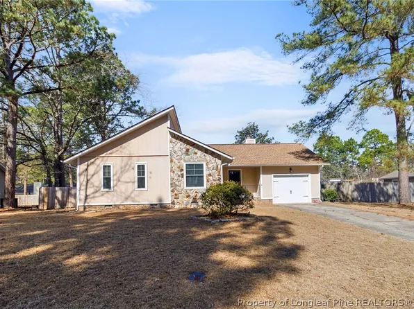 7016 Trevor Ln, Fayetteville, NC 28314