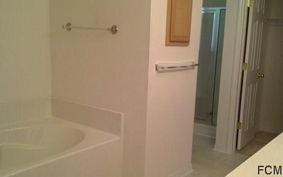 4th image of 83 Woodside Dr