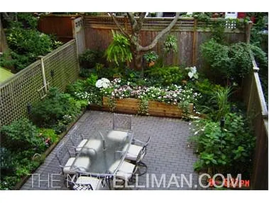 Rented by Douglas Elliman | media 17