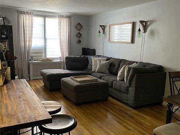 4th image of 67-30 Clyde St #2W