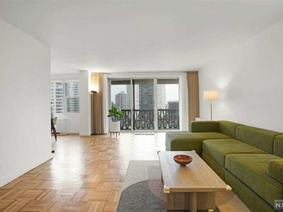 2000 Linwood Ave APT 9U, Fort Lee, NJ, 07024