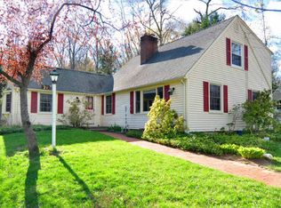 21 Glen Rd, Granby, CT 06035