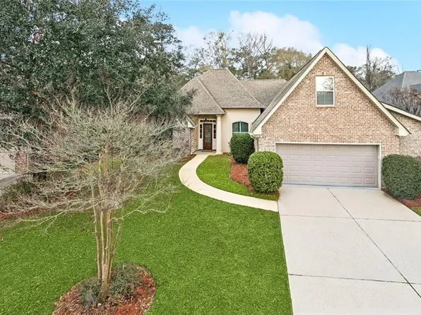 432 Marina Oaks Dr, Mandeville, LA 70471