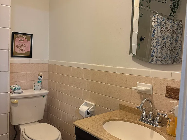 2 Hyacinth St #3 — Photo 6