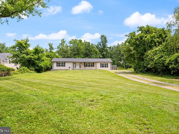 2nd image of 2806 Duvall Rd