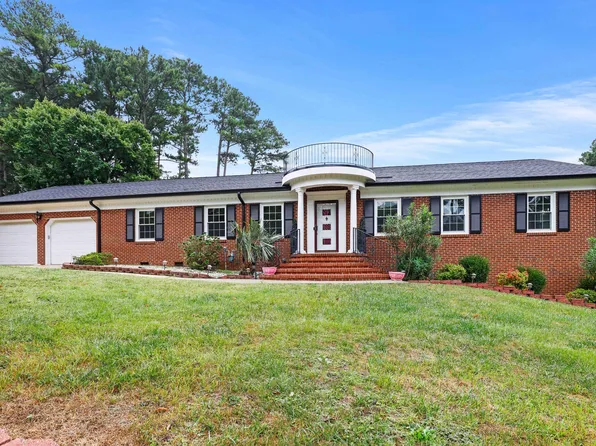 1204 Country Ridge Dr, Raleigh, NC 27609