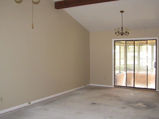 2nd image of 264 Willowood Ct