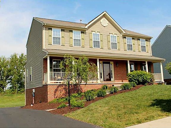 2nd image of 202 Broadview Ct