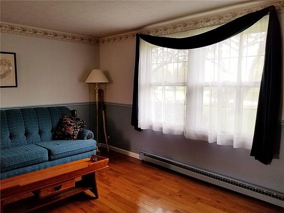 5th image of 23 Camborne Cir