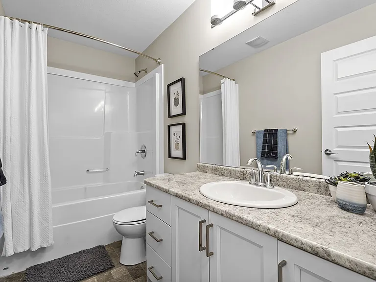 819 Chester Rd — Photo 22