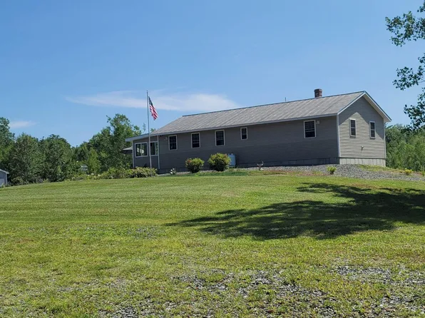 25 Old Bingham Road, Solon, ME 04979
