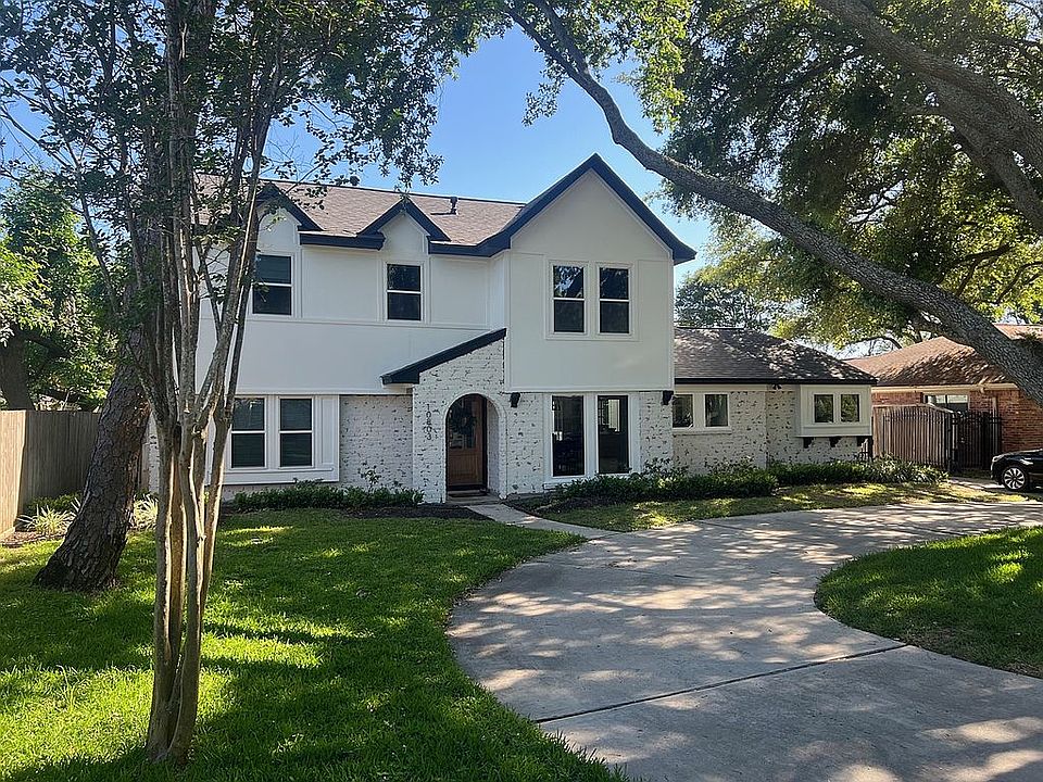 1st image of 10803 Meadow Lake Ln