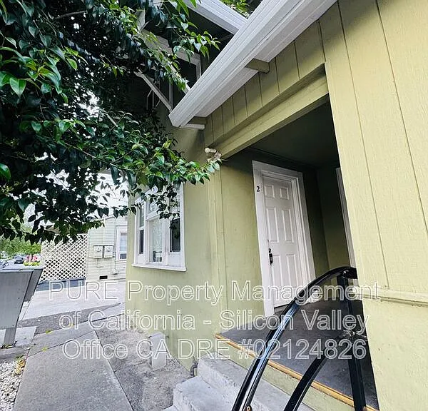 373 Richmond Ave #2 — Photo 8