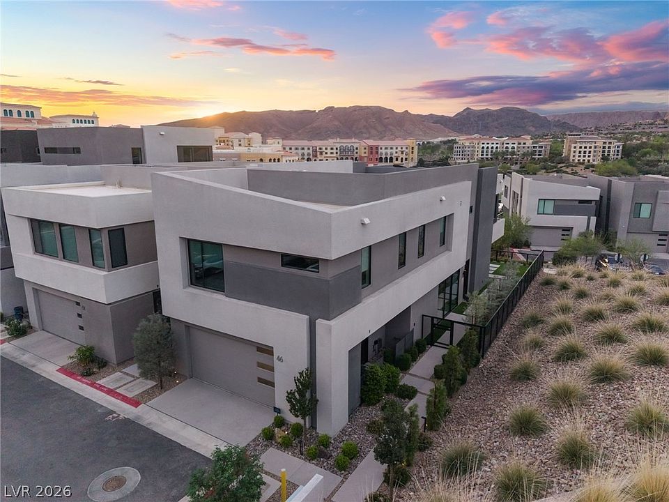 1st image of 46 Promenade Isle Ln