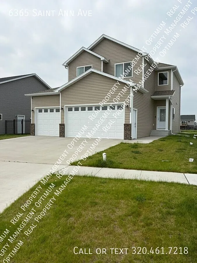 Price Reduced - Fantastic 4 Bed, 3-1/2 Bath Home In Horace — Photo 1