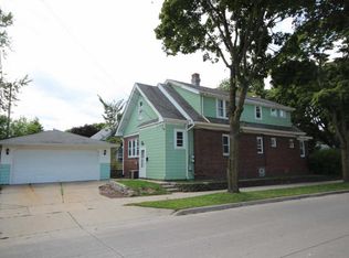 602 S 60th St, Milwaukee, WI 53214