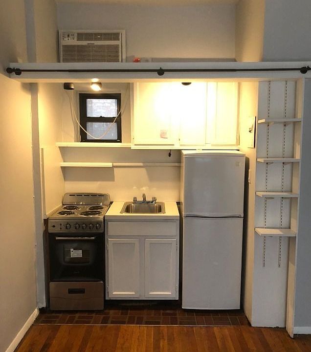 1st image of 76 Irving Pl APT 6B