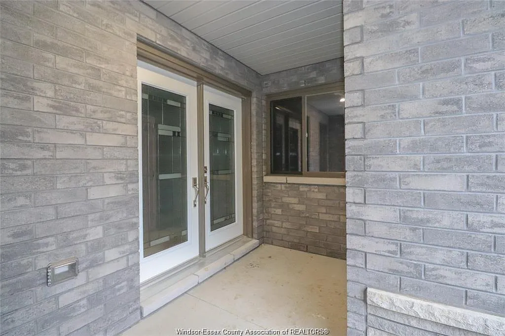 2 bed, $2,500 — Photo 3