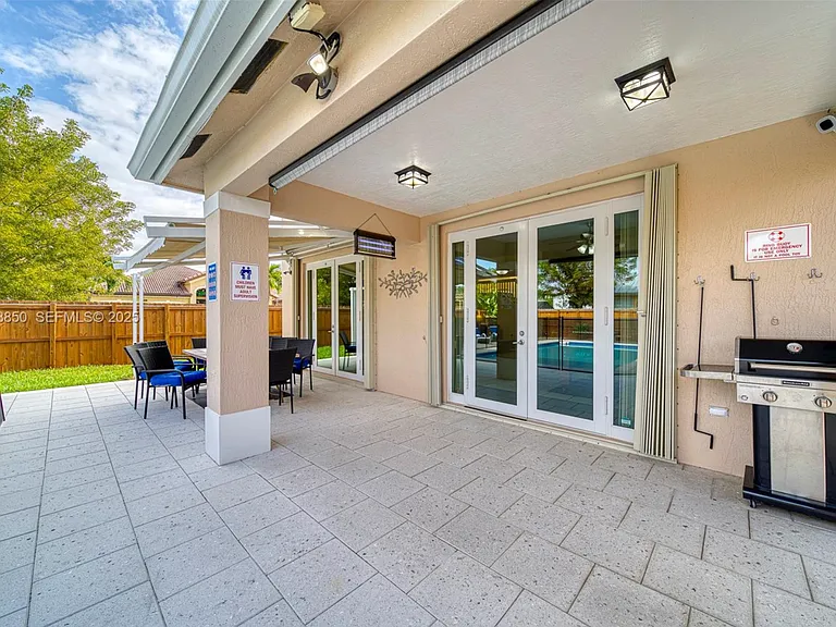 16403 SW 79th Ln — Photo 10