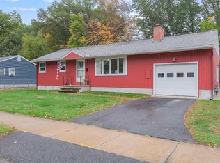 17 Hanover St, South Burlington, VT 05403