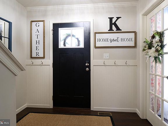 4th image of 283 Amberleigh Ln