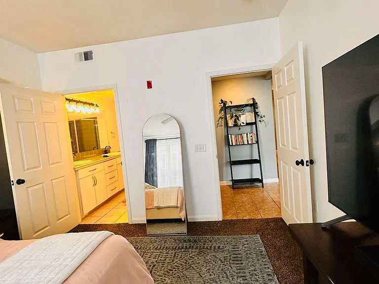 1767 N Pearl St #306 — Photo 14
