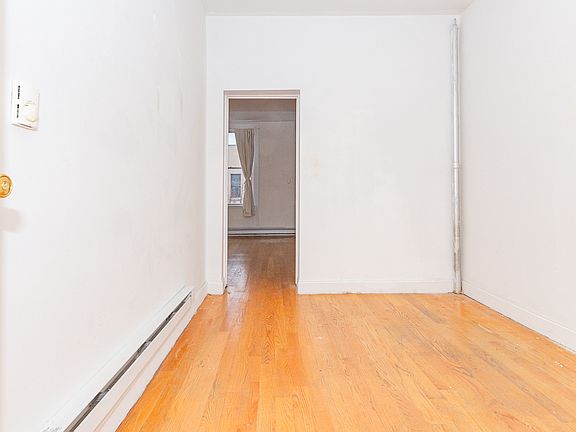 4th image of 241 Himrod St #2RR