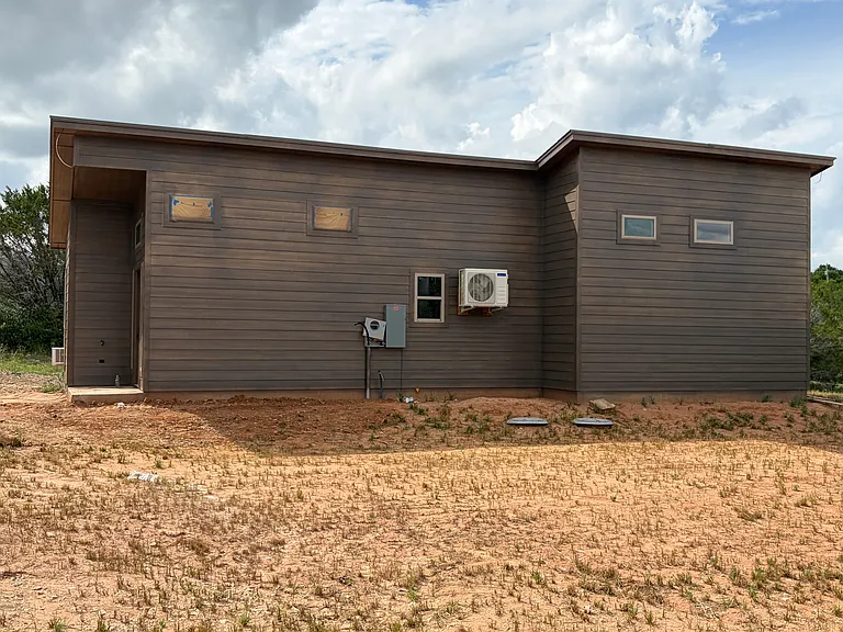 2523 Hercules Ct — Photo 3