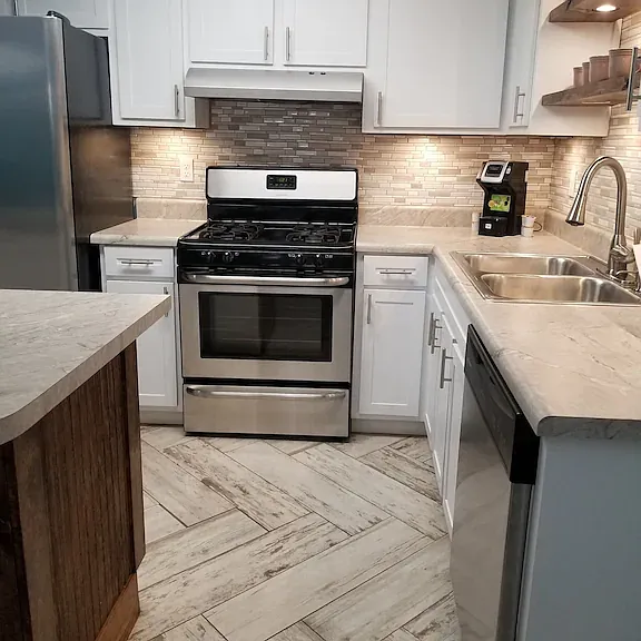 211 Kimberly Dr — Photo 6