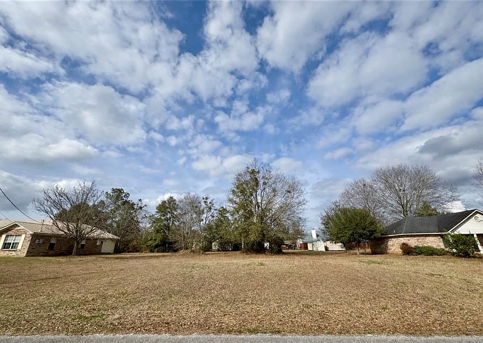1st image of 19795 Coral Ln