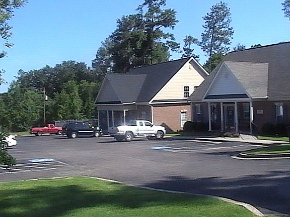 2nd image of 1011 East Ave