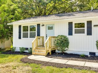 625 Noles Dr, Mt Holly, NC 28120