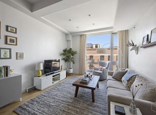 150 N 5th St APT 3H, Brooklyn, NY 11211