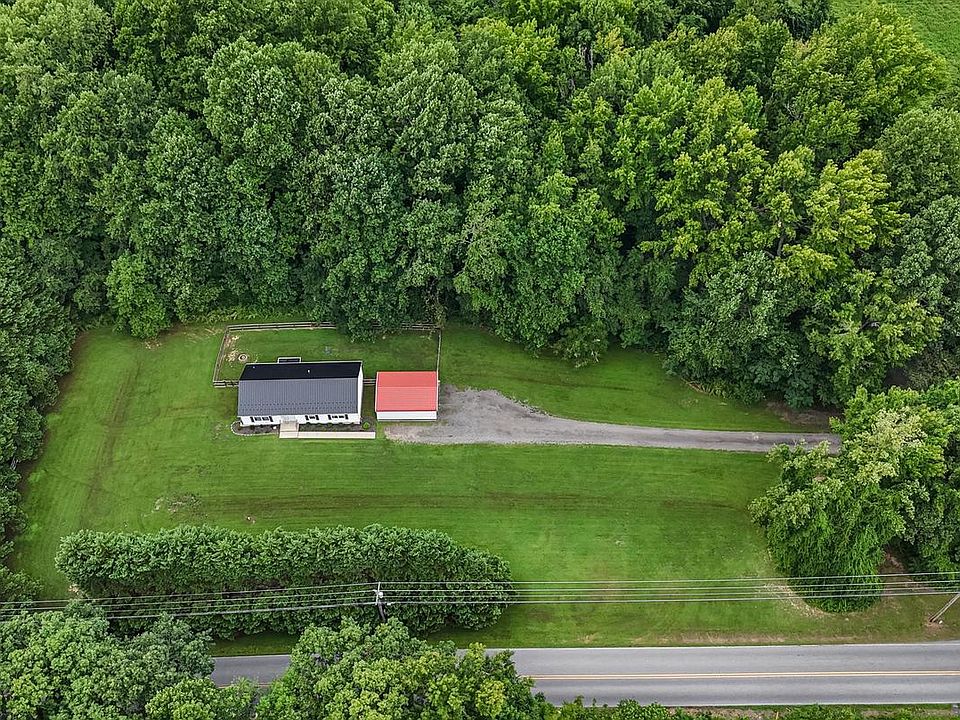 1st image of 2680 Stinnett Rd